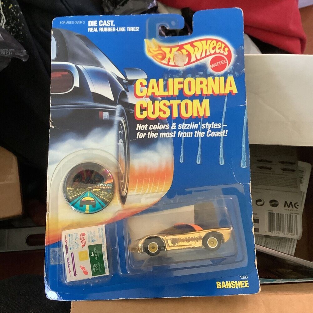 Hot Wheels California Custom 1989 Gold Banshee #1303 Diecast 1:64 Mattel